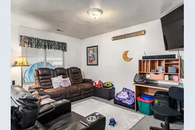 5495 Midland Dr, Roy, UT 84067 - Photo 16