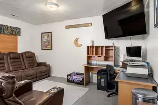 5495 Midland Dr, Roy, UT 84067 - Photo 12