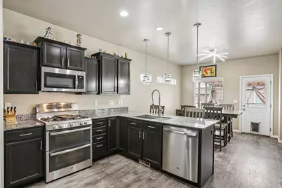 1168 E Canyon Dr, South Weber, UT 84405 - Photo 10