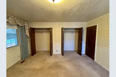 2369 N 2600 E, Layton, UT 84040 - Photo 14