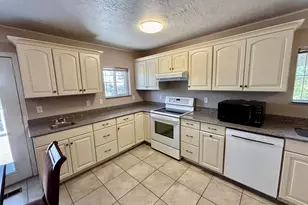 2369 N 2600 E, Layton, UT 84040 - Photo 6