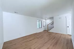 438 Rosewood Ln, Layton, UT 84041 - Photo 6
