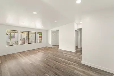 1350 W 300 N #14, Clearfield, UT 84015 - Photo 12