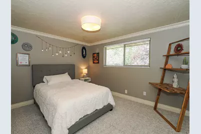 2425 E Cinnabar Ln, Cottonwood Heights, UT 84121 - Photo 22