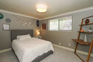 2425 E Cinnabar Ln, Cottonwood Heights, UT 84121 - Photo 22