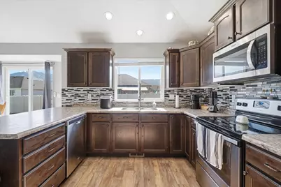 1878 N 350 E, Tooele, UT 84074 - Photo 6
