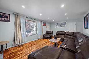3917 W 6200 S, Taylorsville, UT 84129 - Photo 6