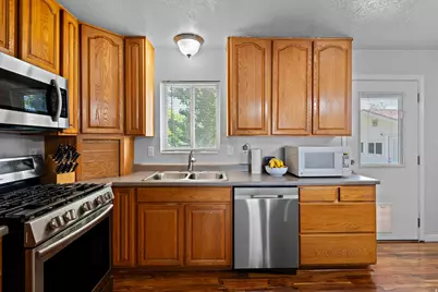 3917 W 6200 S, Taylorsville, UT 84129 - Photo 12