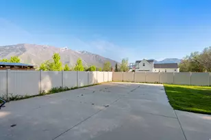 1285 W Maple St, Mapleton, UT 84664 - Photo 28