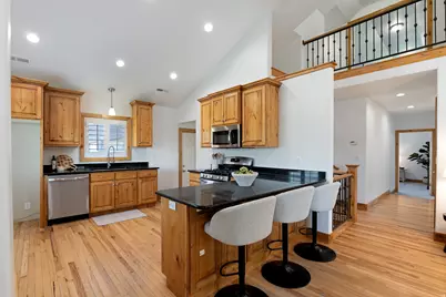 1285 W Maple St, Mapleton, UT 84664 - Photo 8
