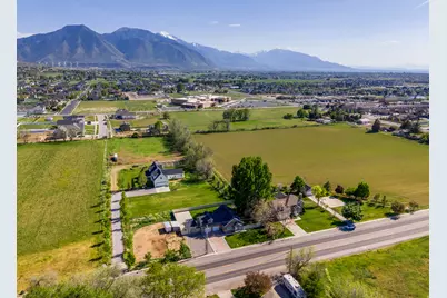1285 W Maple St, Mapleton, UT 84664 - Photo 32