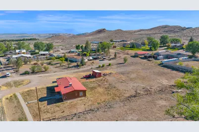 468 N Duck Springs Dr, Moroni, UT 84646 - Photo 4