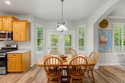 1366 Fox Pointe Dr, Kaysville, UT 84037 - Photo 8