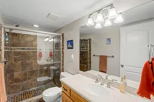 1366 Fox Pointe Dr, Kaysville, UT 84037 - Photo 28