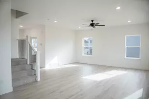 585 N 410 E Lot #21 E, Salem, UT 84653 - Photo 2