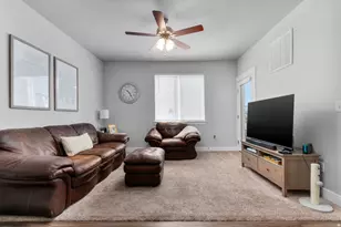 4652 W Proximo Dr S, Riverton, UT 84096 - Photo 8