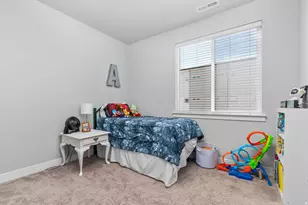 4652 W Proximo Dr S, Riverton, UT 84096 - Photo 12