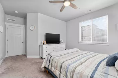 4652 W Proximo Dr S #J204, Riverton, UT 84096 - Photo 10