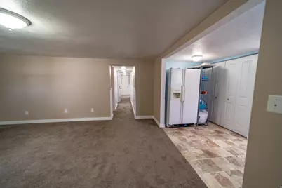 225 E 800 N, Price, UT 84501 - Photo 24