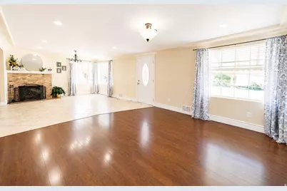 225 E 800 N, Price, UT 84501 - Photo 6