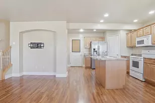 1279 N Cattail Dr, Spanish Fork, UT 84660 - Photo 6