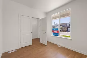 12021 S Antelope Flat Way W, Herriman, UT 84096 - Photo 4