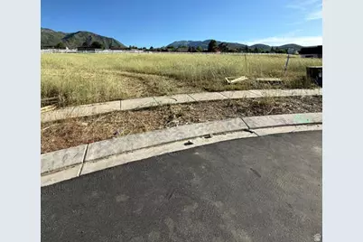 557 N Olivia Cir #21, Elk Ridge, UT 84651 - Photo 1