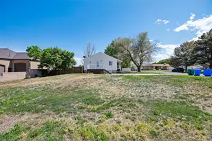 13235 S 2120 W, Riverton, UT 84065 - Photo 10