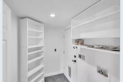4676 Peak Dr, West Jordan, UT 84088 - Photo 14