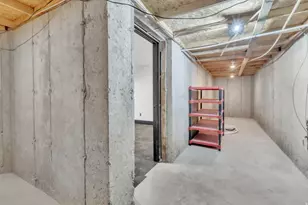 4676 Peak Dr, West Jordan, UT 84088 - Photo 40