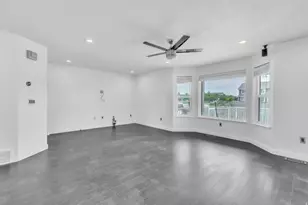 4676 Peak Dr, West Jordan, UT 84088 - Photo 8