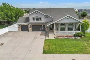 4676 Peak Dr, West Jordan, UT 84088 - Photo 56