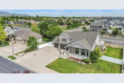 4676 Peak Dr, West Jordan, UT 84088 - Photo 54