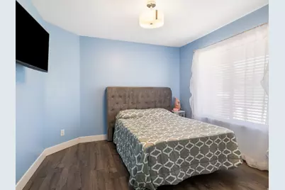2394 S Palomino Dr, Saratoga Springs, UT 84045 - Photo 16