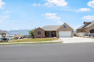 2394 S Palomino Dr, Saratoga Springs, UT 84045 - Photo 44