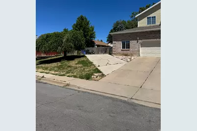 544 E 3100 N, North Ogden, UT 84414 - Photo 2