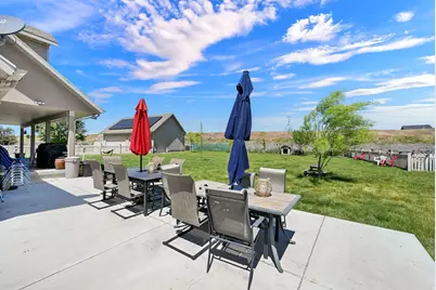 849 Saint Andrews Dr, Syracuse, UT 84075 - Photo 44