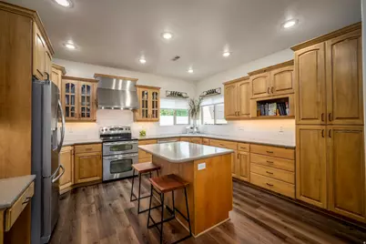 1442 S Main St, Orem, UT 84058 - Photo 10