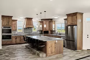 7223 N Estancia Ln, Smithfield, UT 84335 - Photo 14