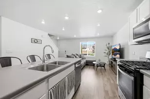 1942 N Blue Iris Ave, Tooele, UT 84074 - Photo 8