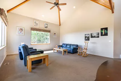 177 N Mountain Rd, Fruit Heights, UT 84037 - Photo 8