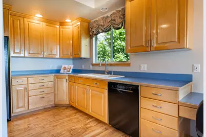177 N Mountain Rd, Fruit Heights, UT 84037 - Photo 12