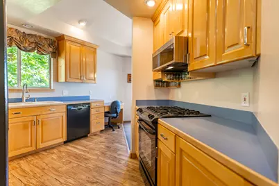 177 N Mountain Rd, Fruit Heights, UT 84037 - Photo 10