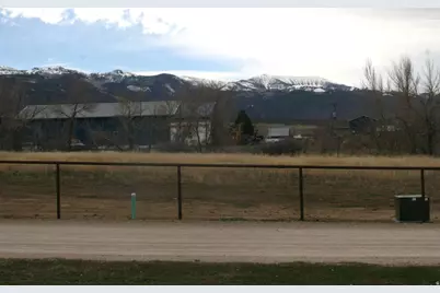 10830 E 18750 N, Mount Pleasant, UT 84647 - Photo 2