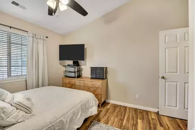 2670 W Heritage Park Rd S, Taylorsville, UT 84129 - Photo 16