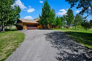 71 Deer Crst Ln, Malad City, ID 83252 - Photo 2