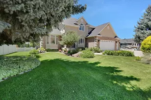 195 Fairway Dr, Smithfield, UT 84335 - Photo 2