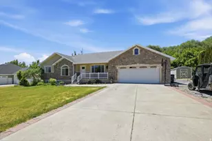 545 N Pheasant Hollow Ln, Mendon, UT 84325 - Photo 2