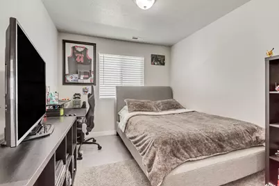 8136 S 5910 W, West Jordan, UT 84081 - Photo 12