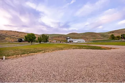 3070 W Old Hwy Rd, Mountain Green, UT 84050 - Photo 42